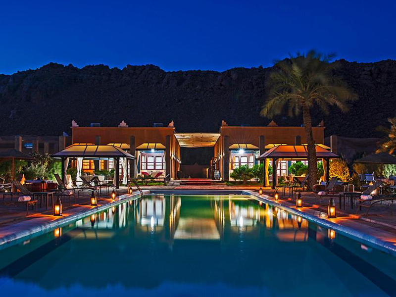La piscine de l'hôtel Bab Rimal...